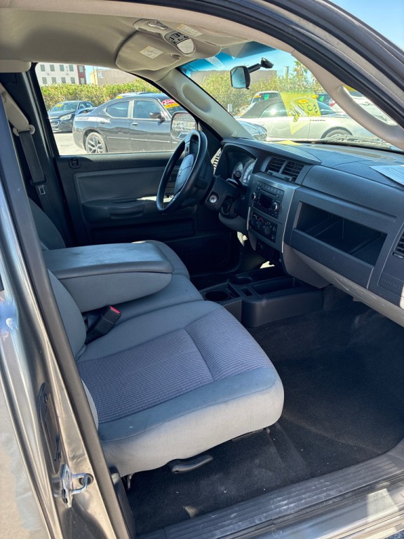 2008 Dodge Dakota Image 8