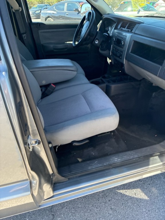 2008 Dodge Dakota Image 17