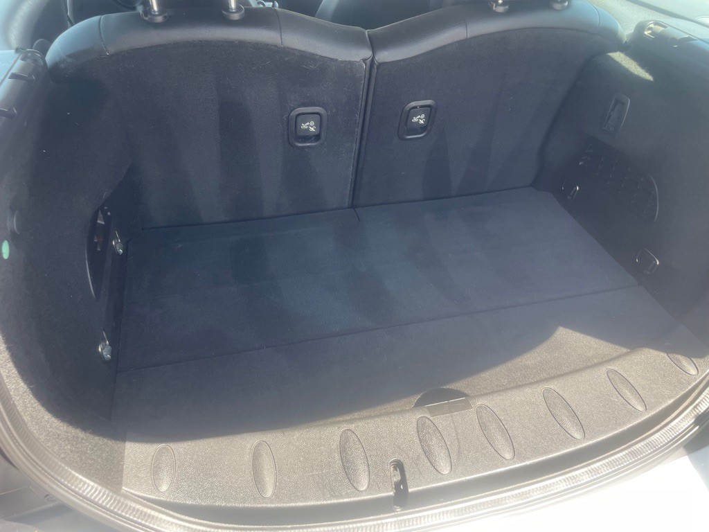 2009 MINI Cooper Image 17