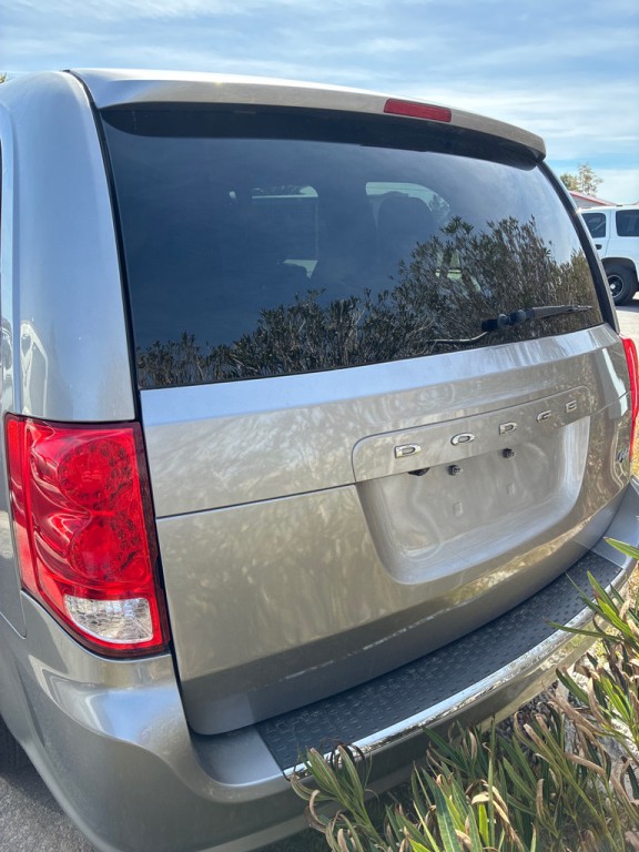 2016 Dodge Grand Caravan Image 4