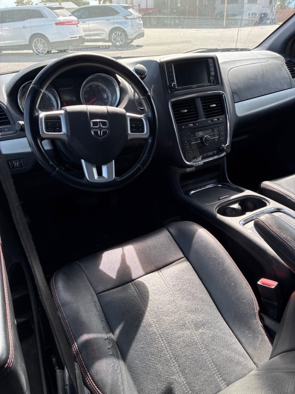 2016 Dodge Grand Caravan Image 7