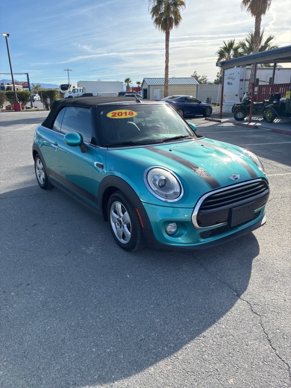 2018 MINI Cooper Image 2