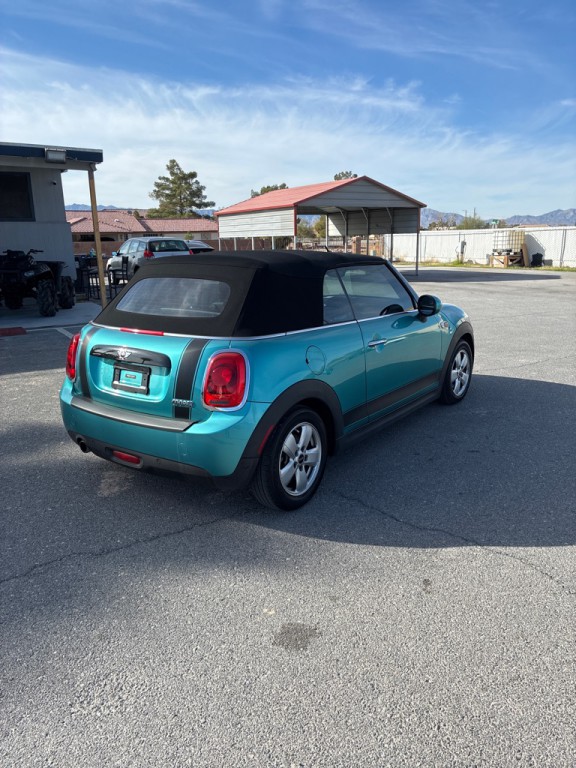 2018 MINI Cooper Image 6
