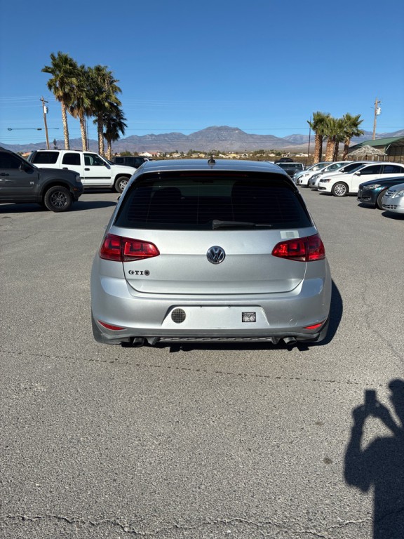 2016 Volkswagen GTI Image 4