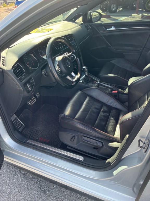 2016 Volkswagen GTI Image 7