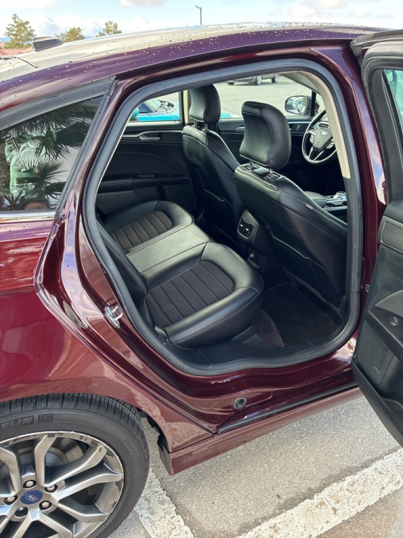 2017 Ford Fusion Image 5