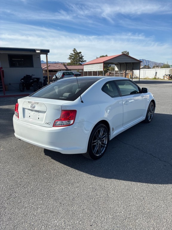2013 Scion tC Image 2