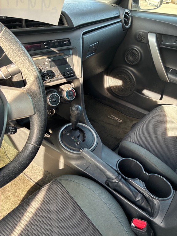 2013 Scion tC Image 7