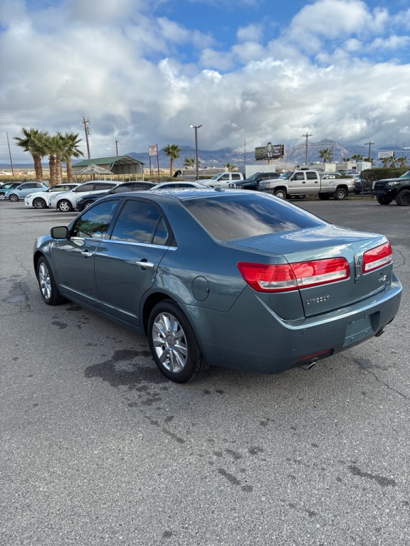 2011 Lincoln MKZ Image 9