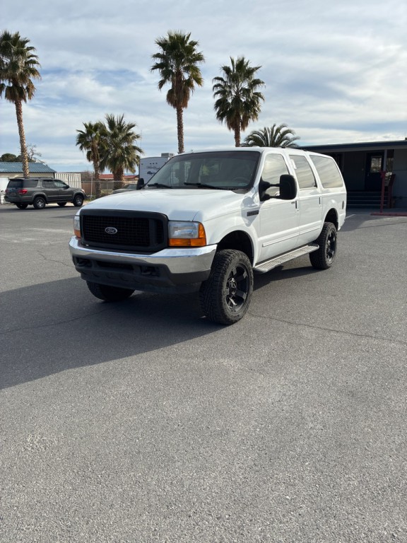 2000 Ford Excursion Image 2