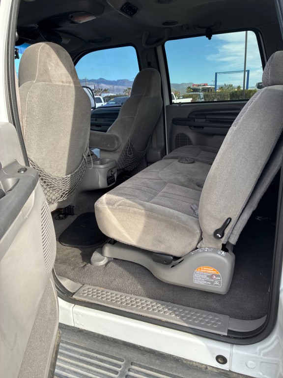 2000 Ford Excursion Image 8