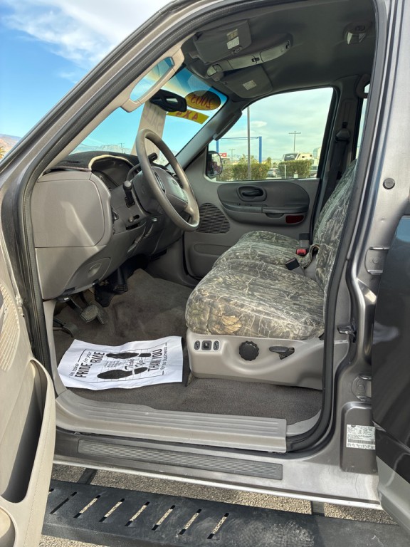 2003 Ford F-150 Image 6