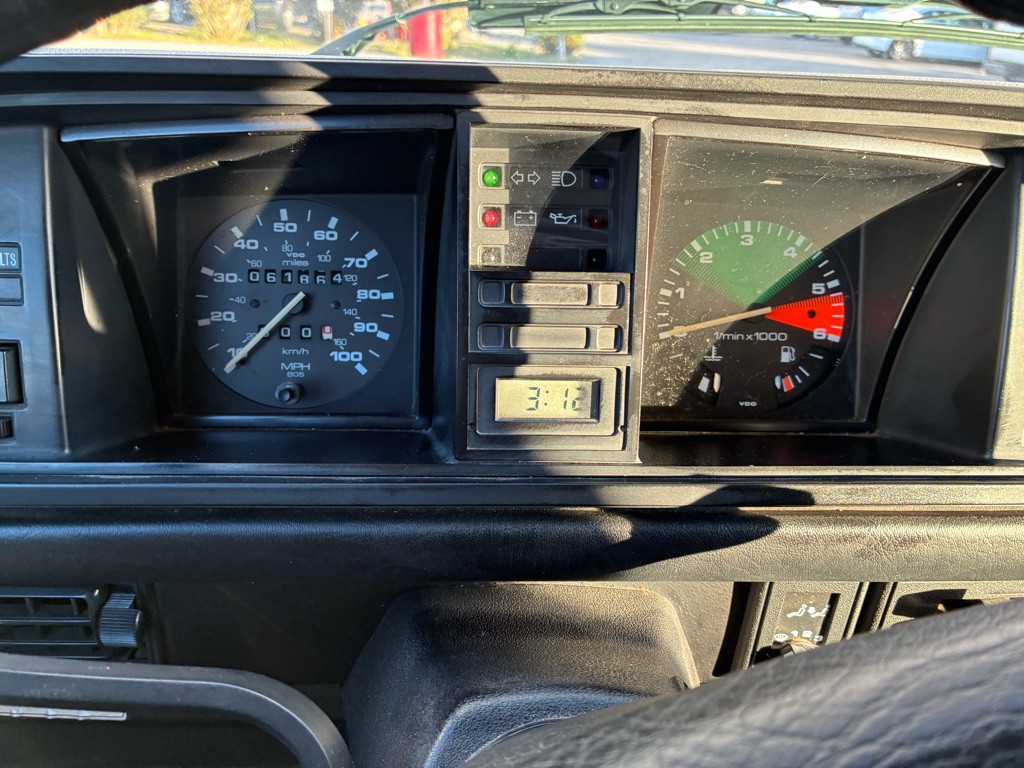 1989 Volkswagen Vanagon Image 7