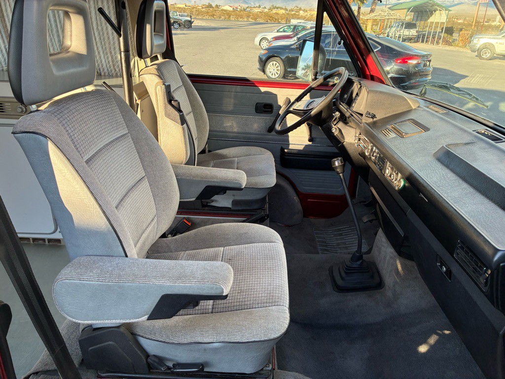 1989 Volkswagen Vanagon Image 9