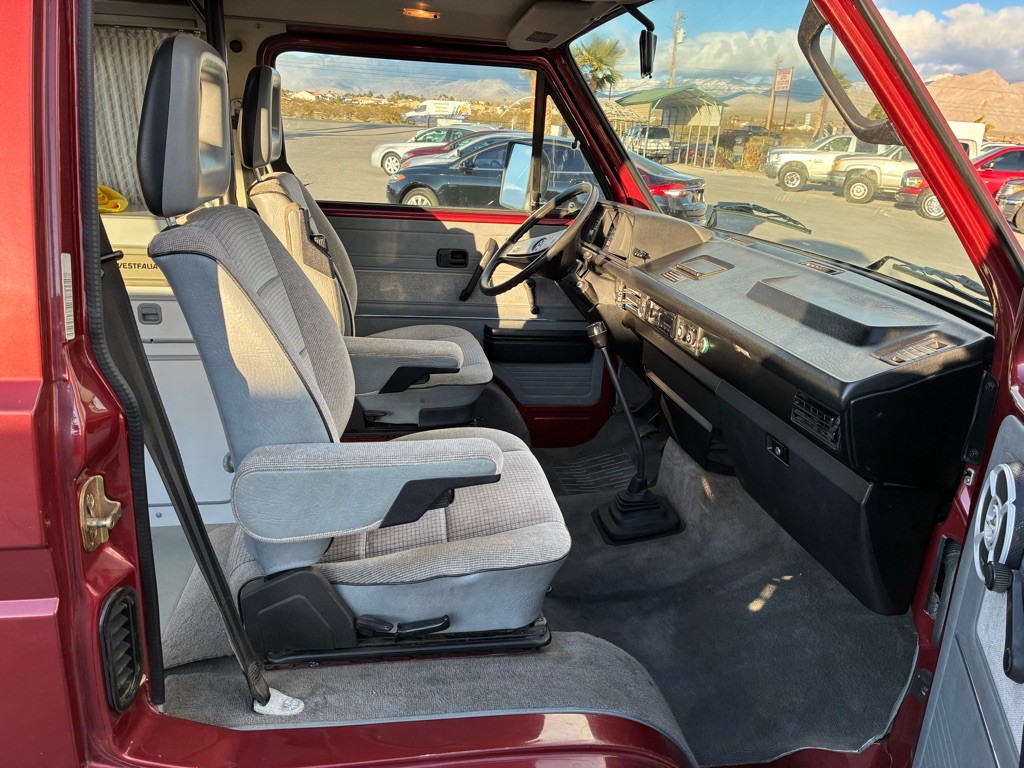 1989 Volkswagen Vanagon Image 11
