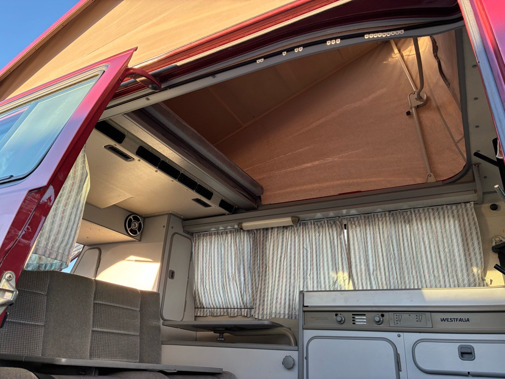 1989 Volkswagen Vanagon Image 30