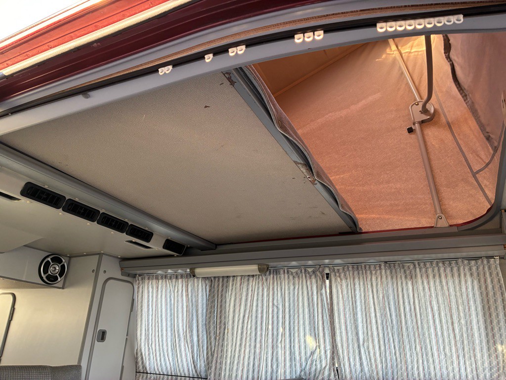 1989 Volkswagen Vanagon Image 34