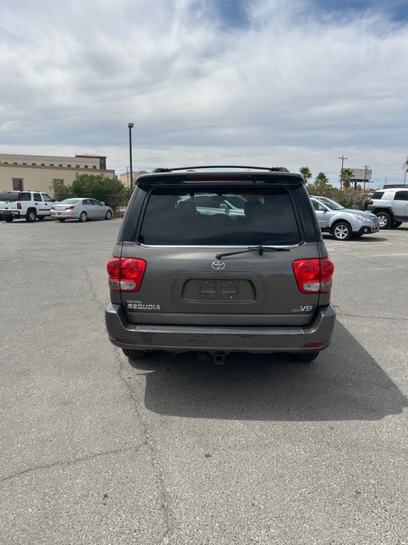 2005 Toyota Sequoia Image 7