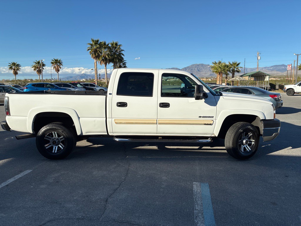 2005 Chevrolet Silverado 1500 Image 1