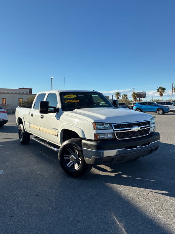 2005 Chevrolet Silverado 1500 Image 2