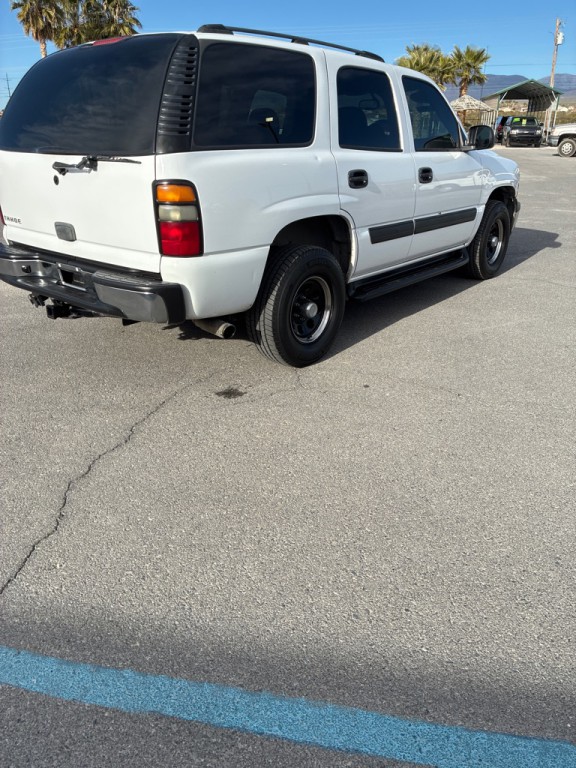 2004 Chevrolet Tahoe Image 5