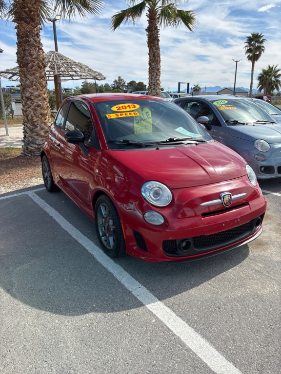 2013 FIAT 500 Image 3
