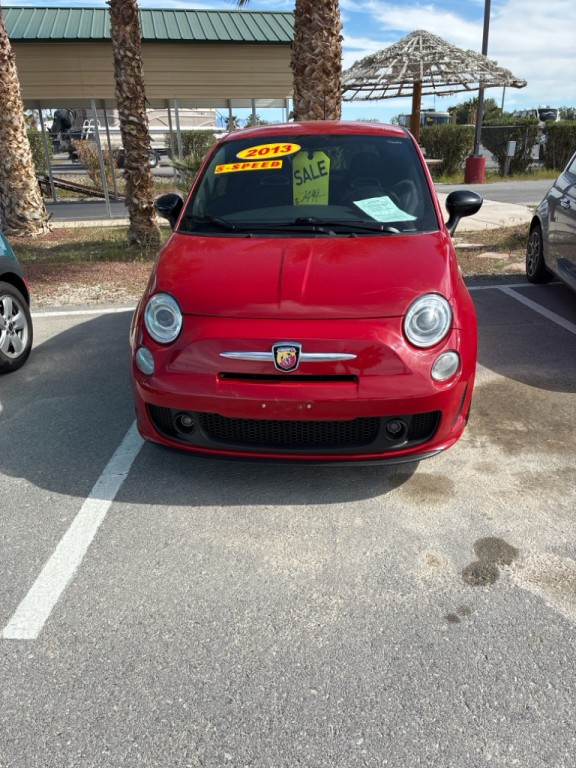 2013 FIAT 500 Image 11