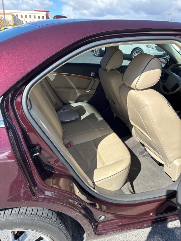 2011 Lincoln MKZ Image 5