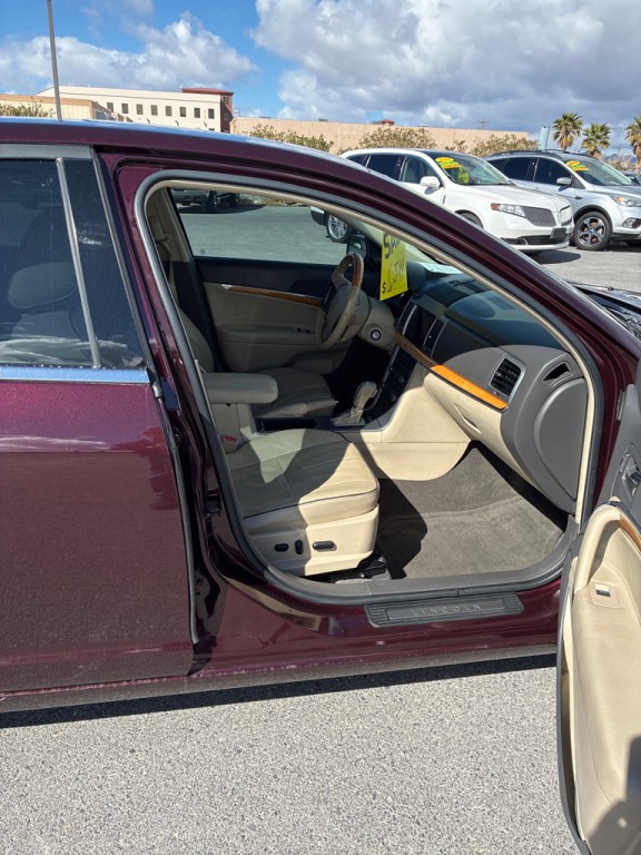 2011 Lincoln MKZ Image 6