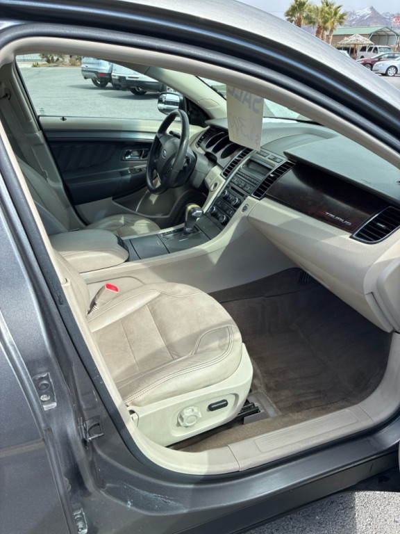 2012 Ford Taurus Image 17