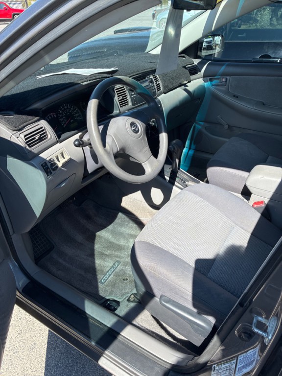 2004 Toyota Corolla Image 9