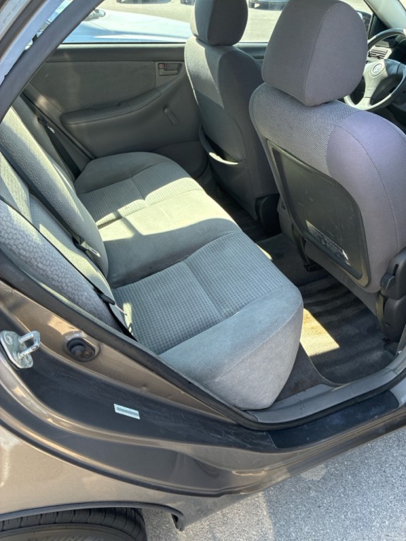 2004 Toyota Corolla Image 14