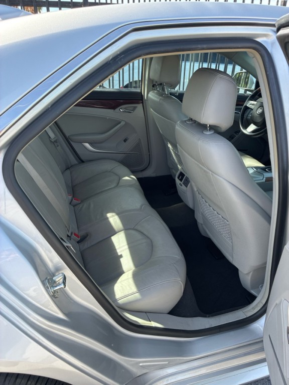 2011 Cadillac CTS Image 14