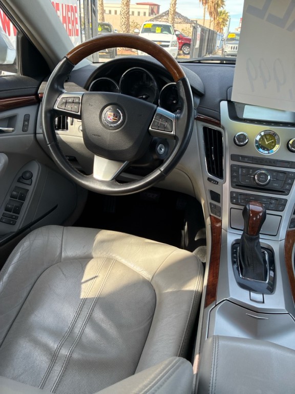 2011 Cadillac CTS Image 18