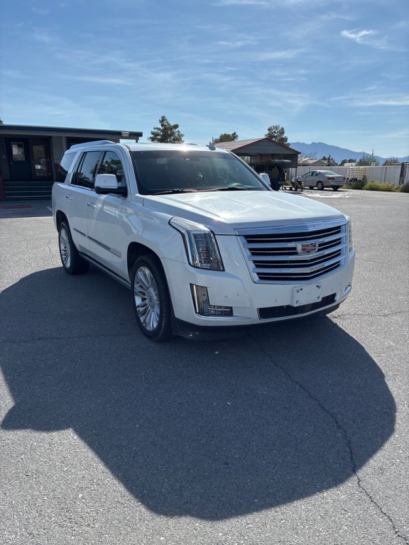 2016 Cadillac Escalade Image 2