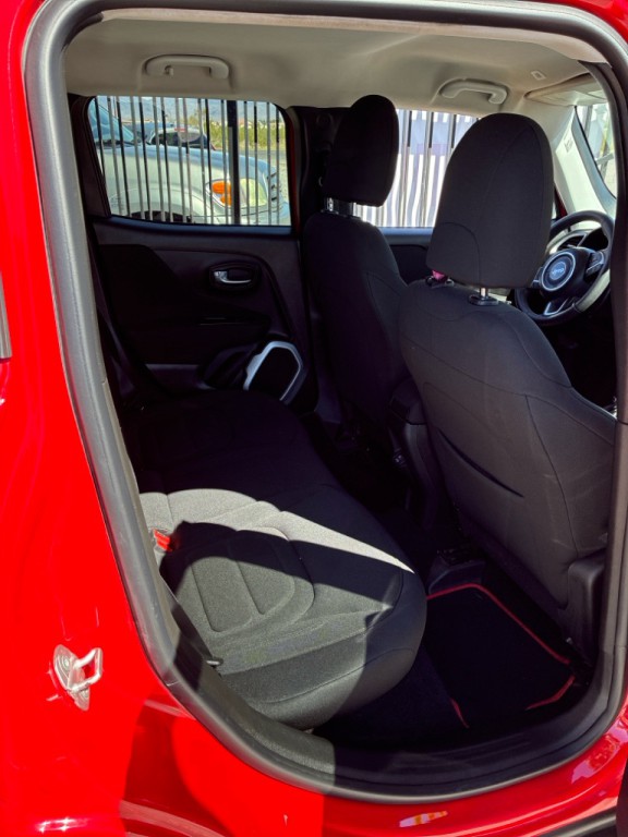 2018 Jeep Renegade Image 24