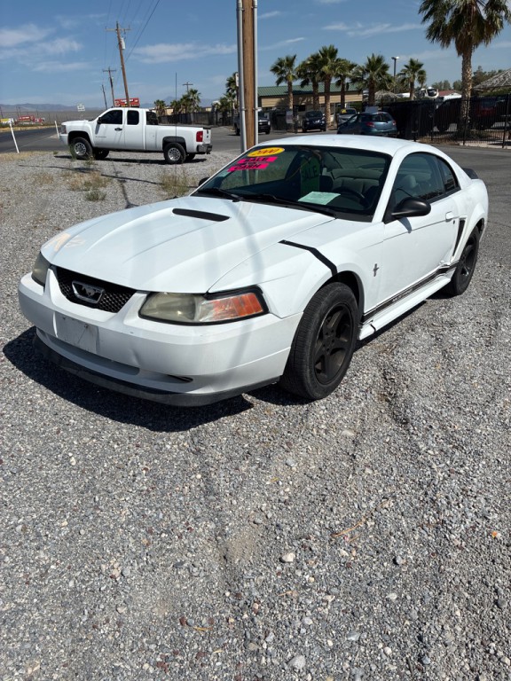 2000 Ford Mustang Image 1