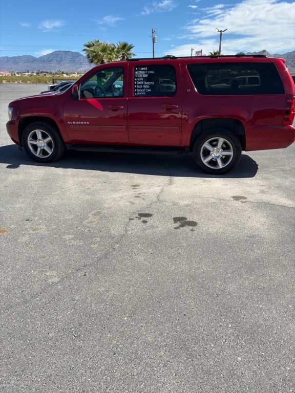 2013 Chevrolet Suburban Image 13