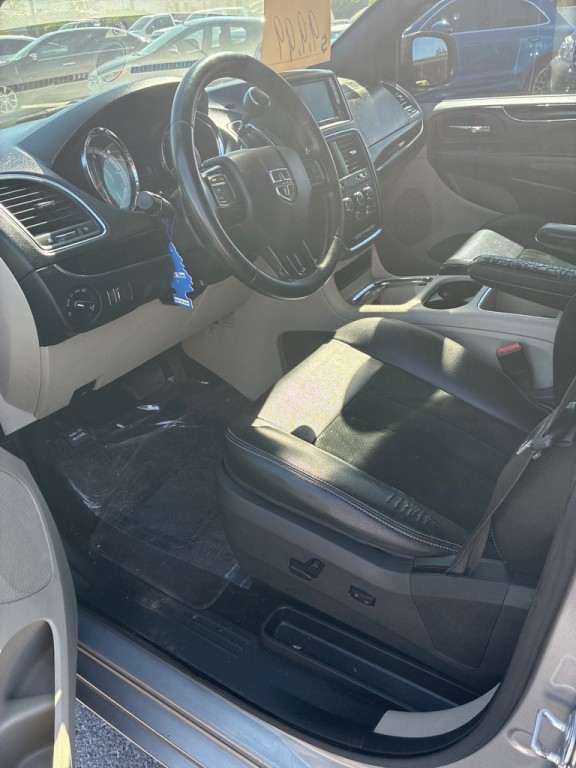 2018 Dodge Grand Caravan Image 12