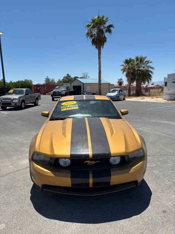 2010 Ford Mustang Image 2