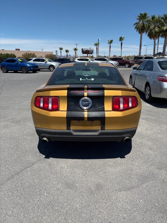 2010 Ford Mustang Image 6