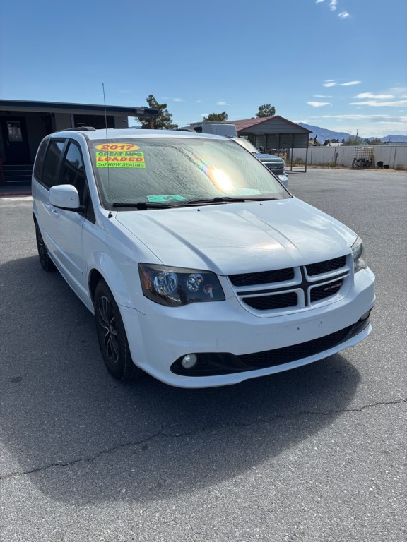 2017 Dodge Grand Caravan Image 2