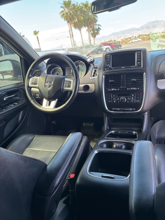 2017 Dodge Grand Caravan Image 10