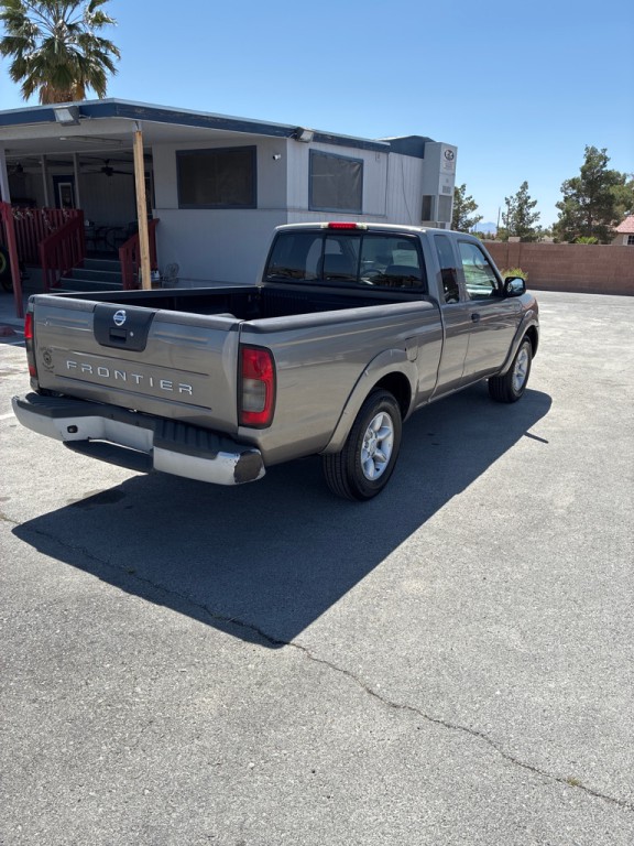 2004 Nissan Frontier Image 5