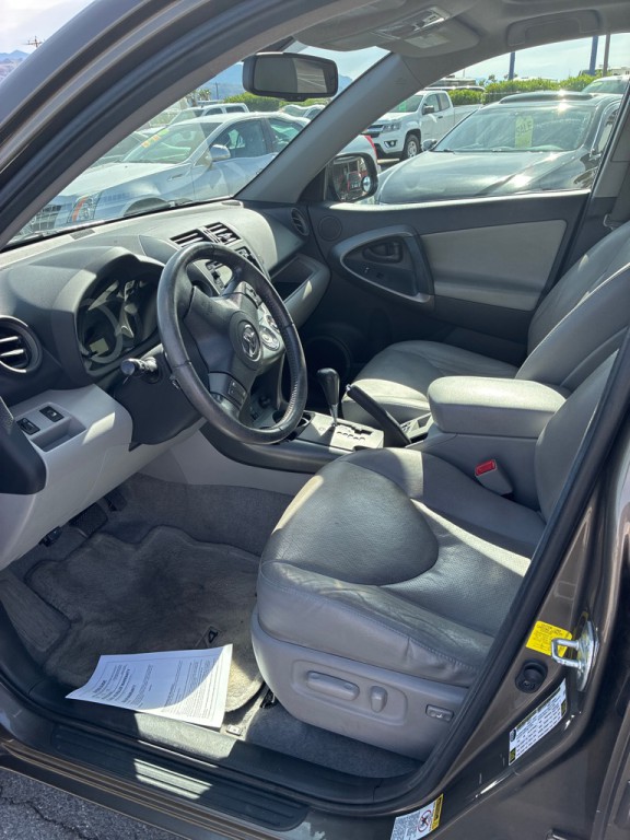 2012 Toyota Rav4 Image 8