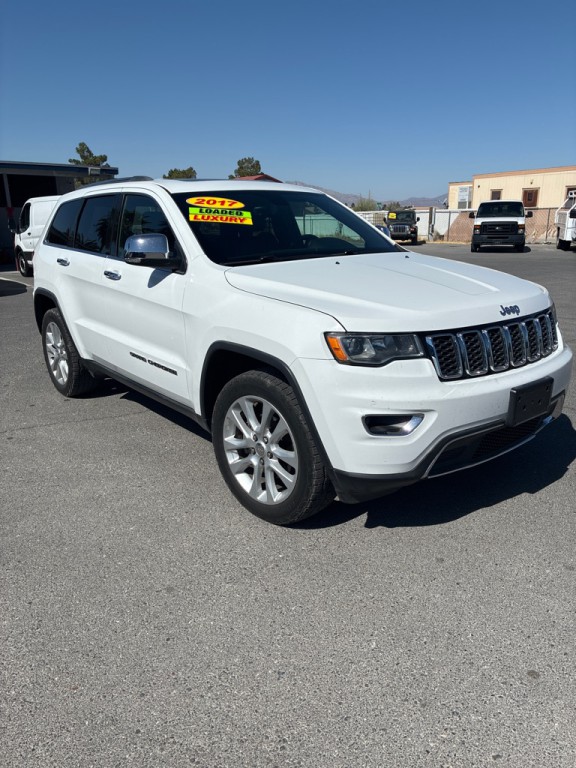2017 Jeep Grand Cherokee Image 2
