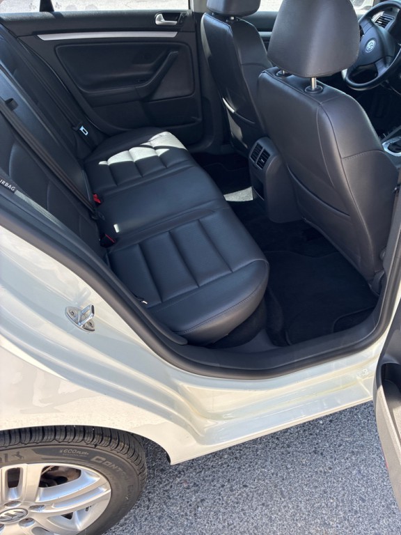 2007 Volkswagen Jetta Image 10