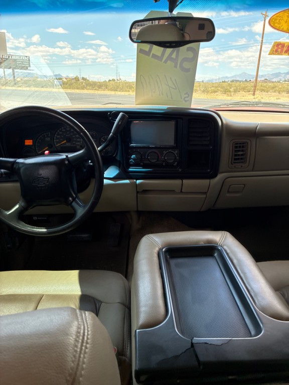 2001 Chevrolet Tahoe Image 11