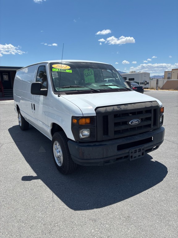 2012 Ford Econoline Image 2