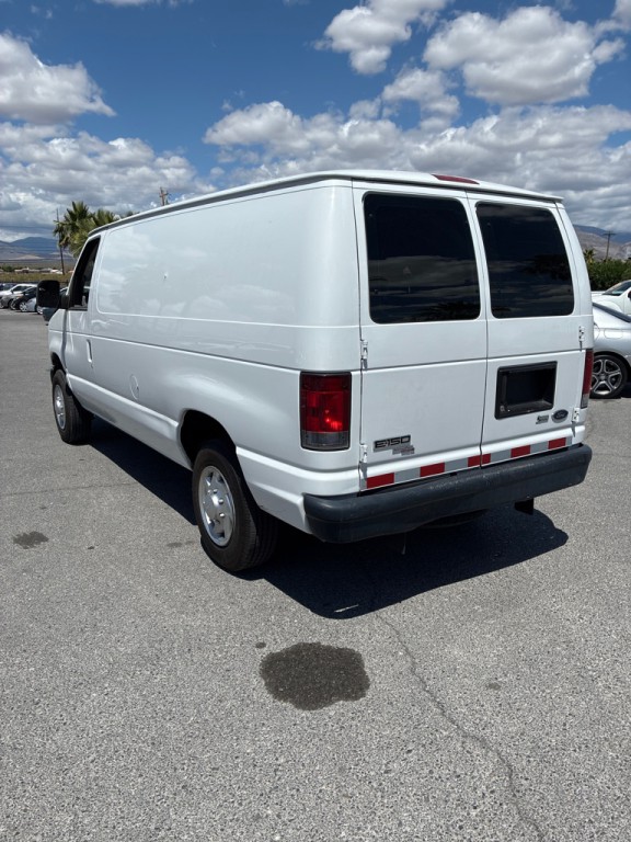 2012 Ford Econoline Image 11